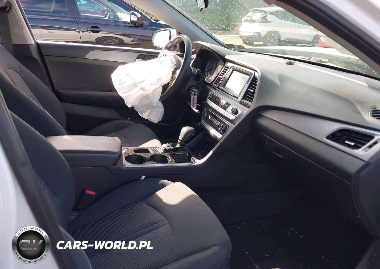 2019 Hyundai Sonata Se VIN:5NPE24AF1KH744612 - 5