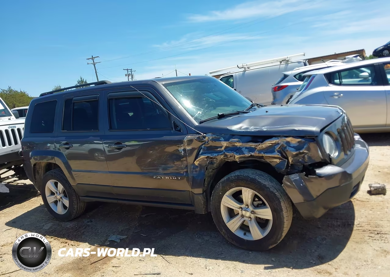 2017 Jeep Patriot Latitude 4X4 VIN:1C4NJRFBXHD180950 - 13