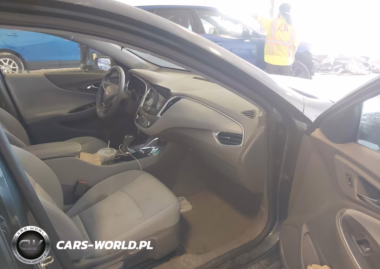 2020 Chevrolet Malibu Fwd Lt VIN:1G1ZD5ST1LF023930 - 5