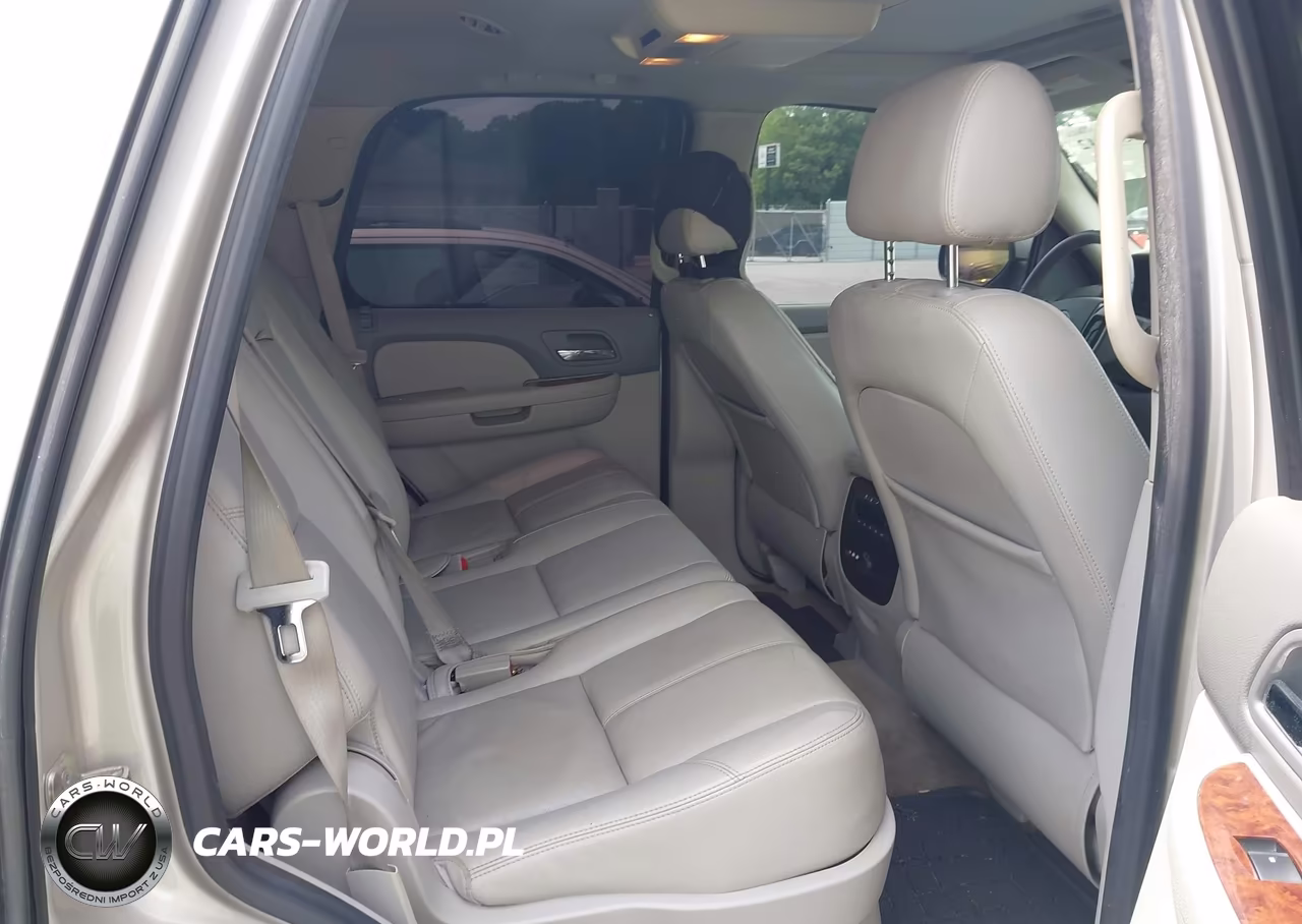 2008 Chevrolet Tahoe Hybrid VIN:1GNFC13558R216049 - 8