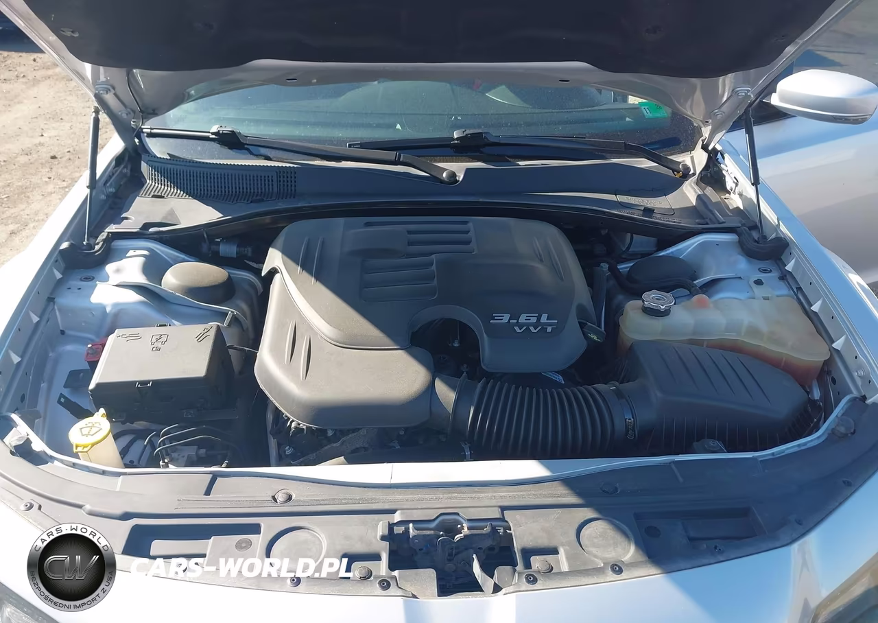 2021 Chrysler 300 300S VIN:2C3CCABG3MH525533 - 10
