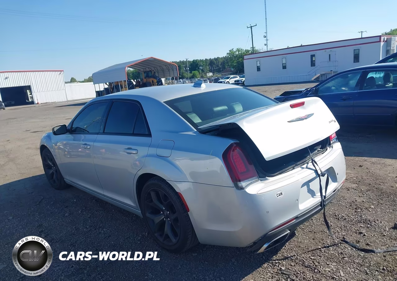2021 Chrysler 300 300S VIN:2C3CCABG3MH525533 - 3