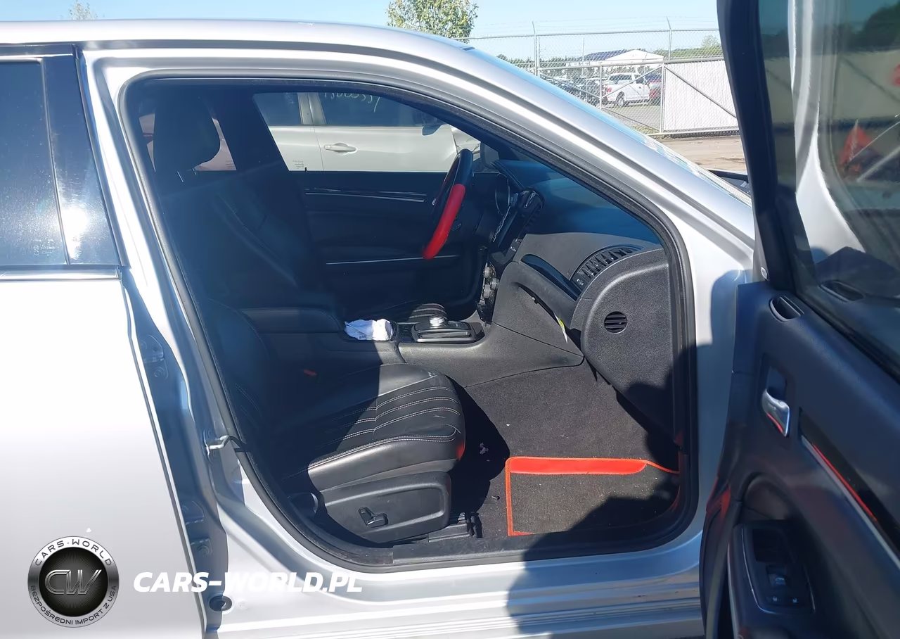 2021 Chrysler 300 300S VIN:2C3CCABG3MH525533 - 5