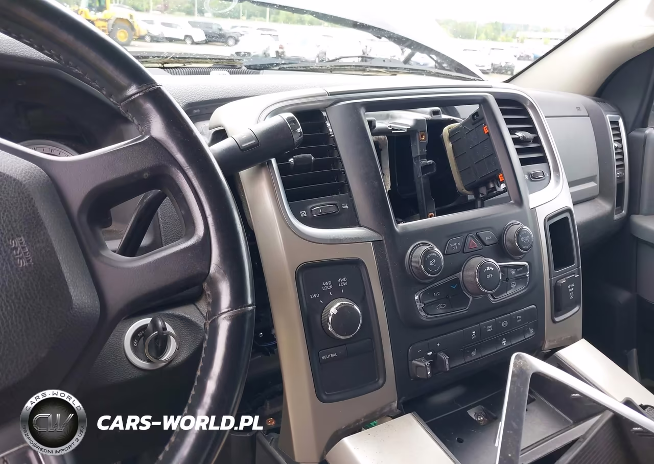 2015 Ram 3500 Big Horn VIN:3C63R3DL6FG542854 - 11
