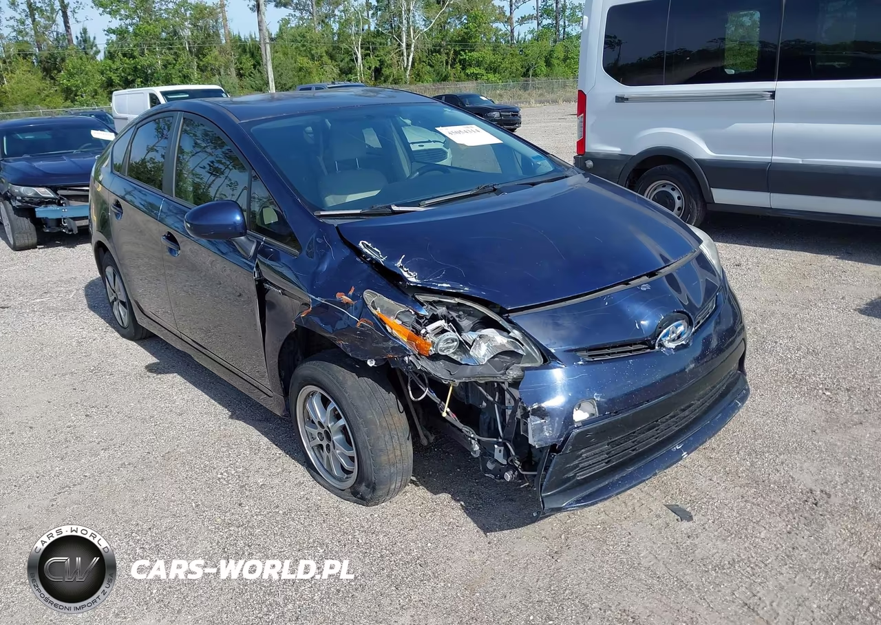 2014 TOYOTA PRIUS TWO
