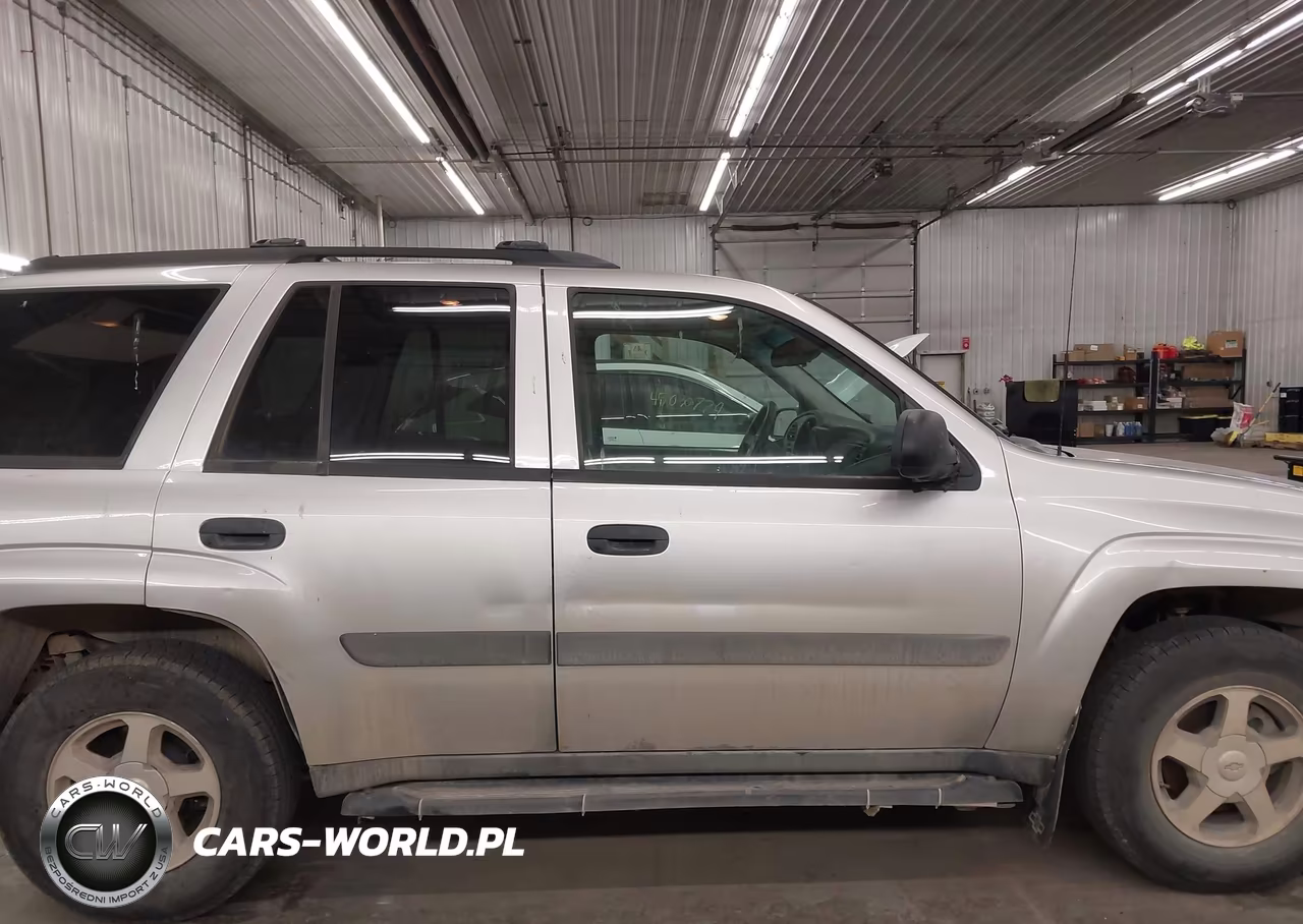 2005 Chevrolet Trailblazer Ls VIN:1GNDT13S852204818 - 14