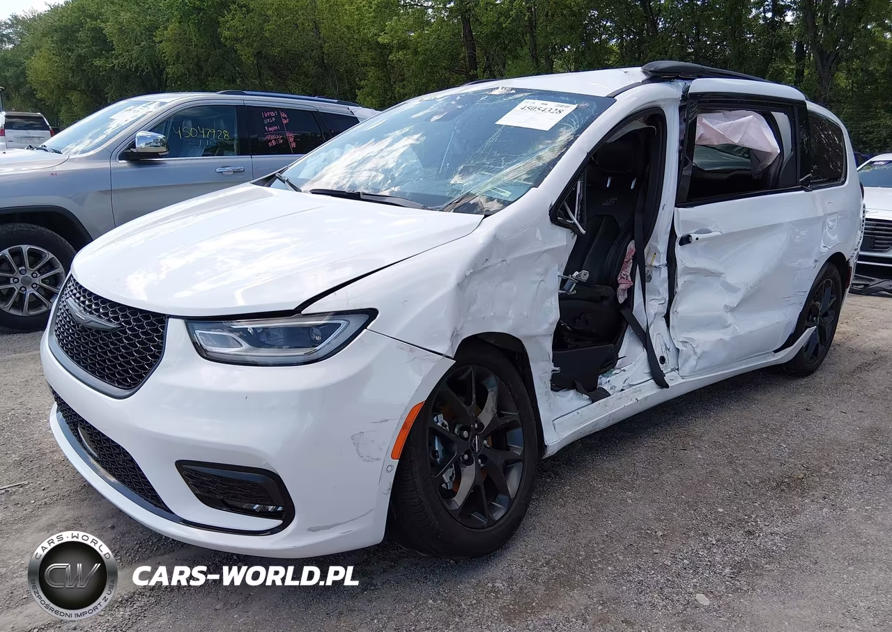 2024 Chrysler Pacifica Touring L VIN:2C4RC1BG6RR130124 - 2