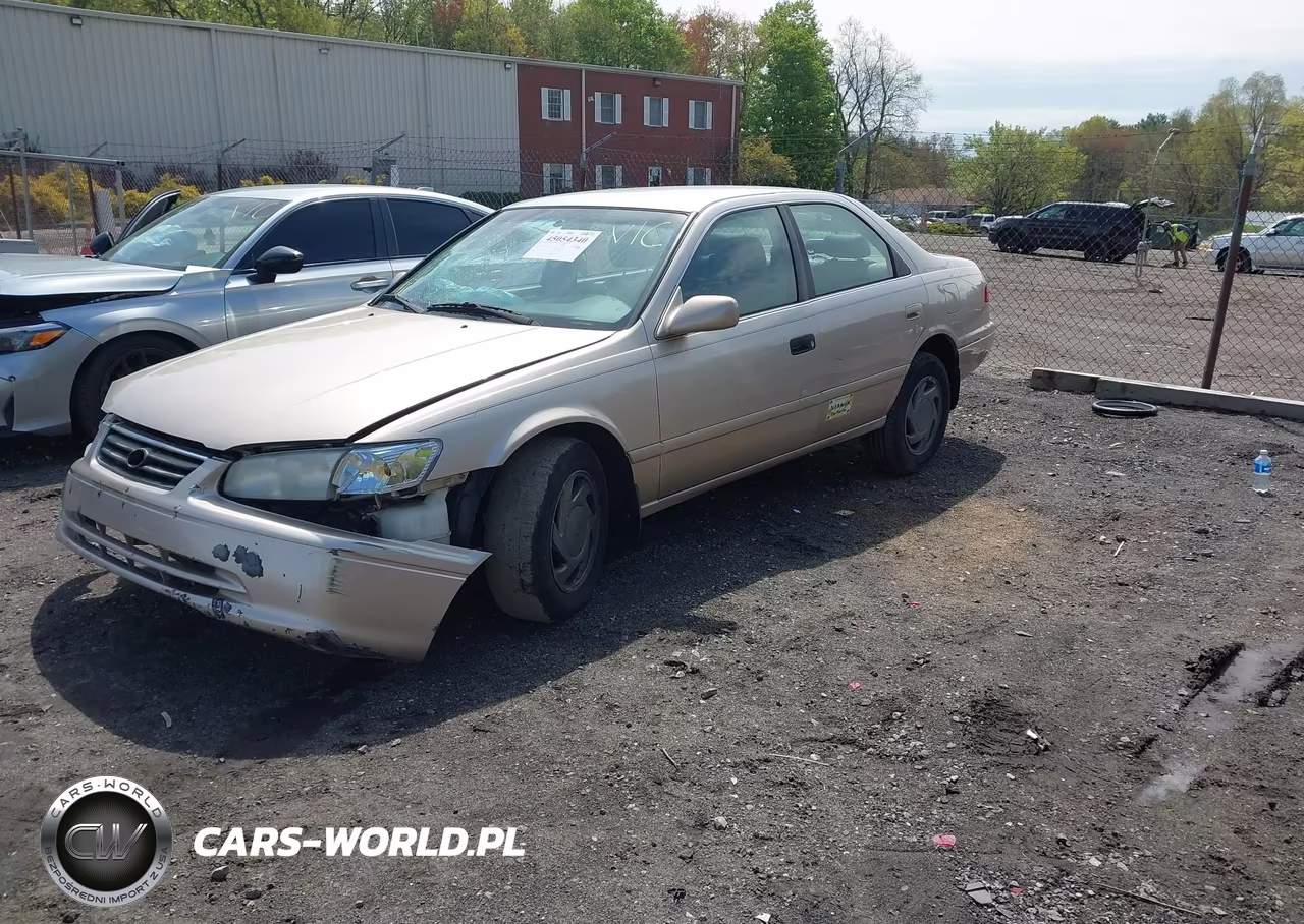 2001 Toyota Camry Le VIN:4T1BG22K01U017935 - 2