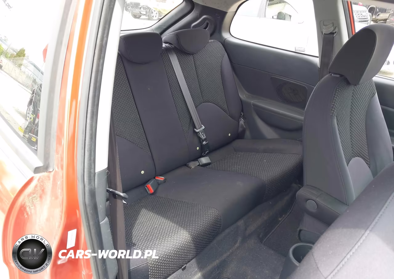 2010 Hyundai Accent Gs VIN:KMHCM3AC9AU158208 - 8