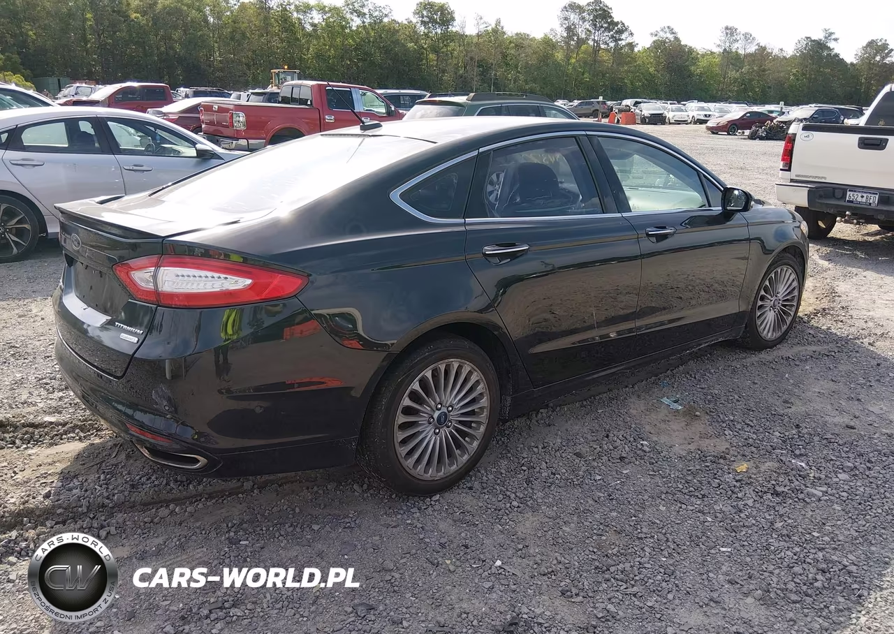 2013 Ford Fusion Titanium VIN:3FA6P0K91DR130169 - 4