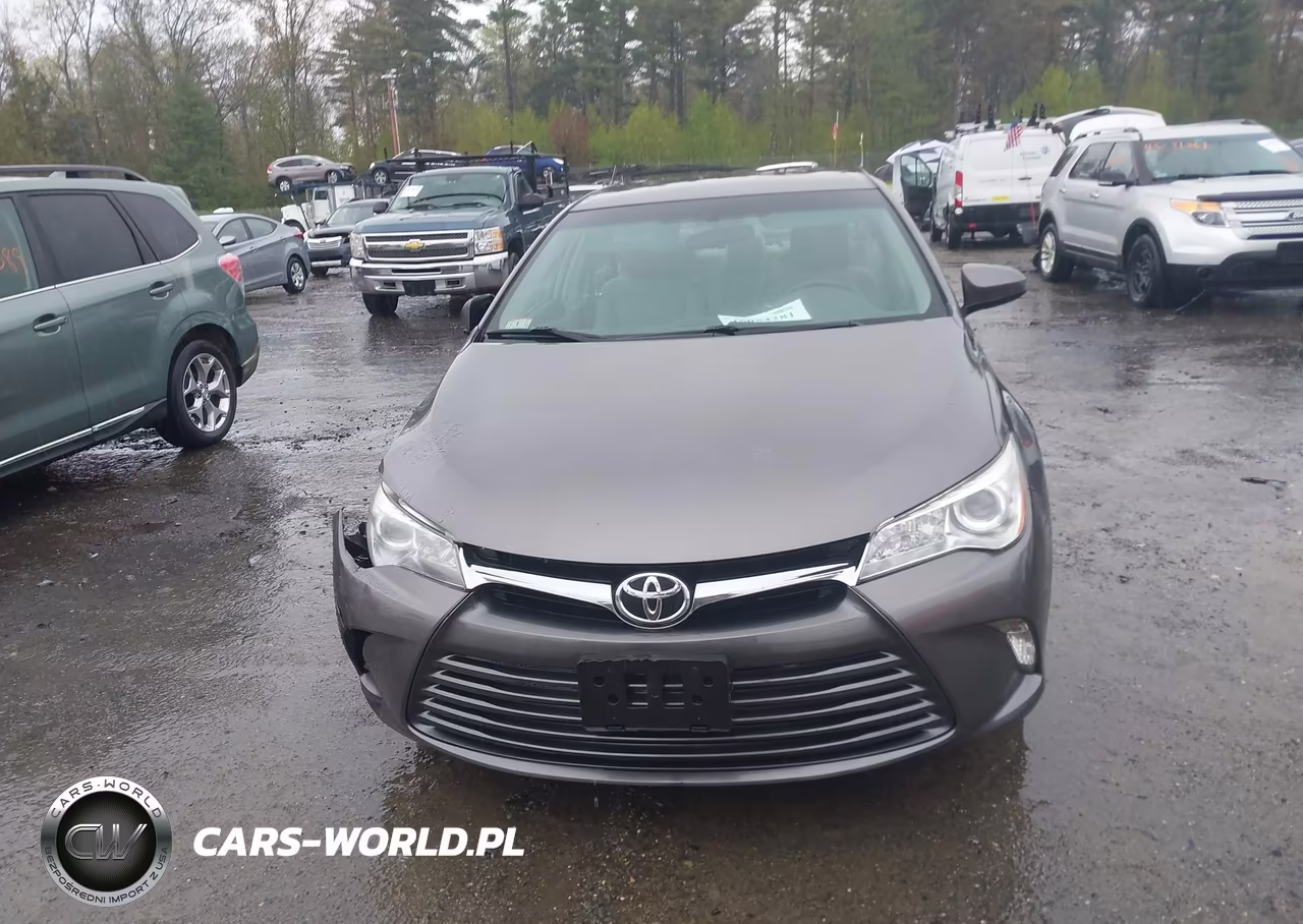 2016 Toyota Camry Le VIN:4T1BF1FK4GU517371 - 13
