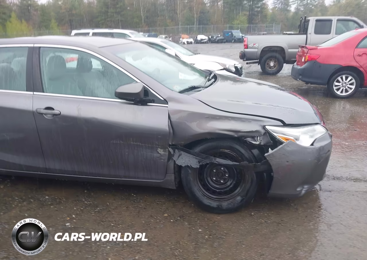 2016 Toyota Camry Le VIN:4T1BF1FK4GU517371 - 6
