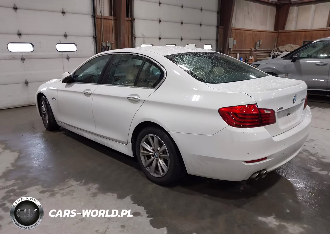 2016 BMW 528I xDrive VIN:WBA5A7C59GG151663 - 3