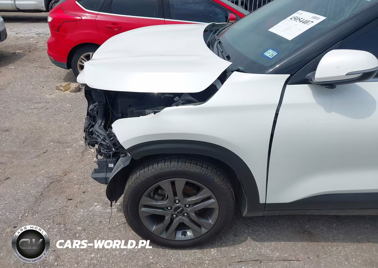 2023 Kia Seltos S VIN:KNDEU2AA4P7396366 - 18