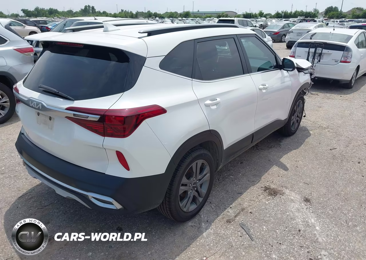 2023 Kia Seltos S VIN:KNDEU2AA4P7396366 - 4
