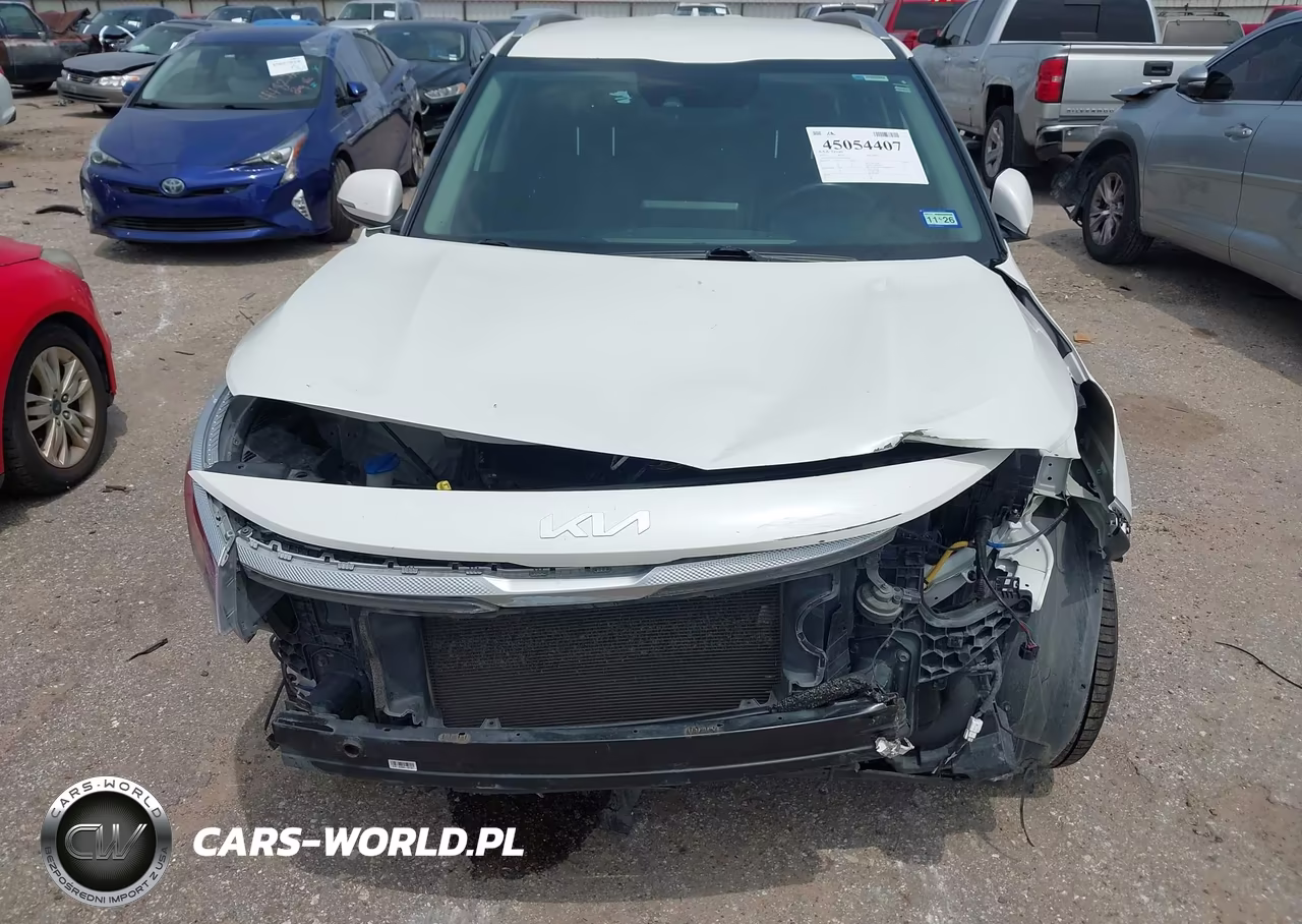 2023 Kia Seltos S VIN:KNDEU2AA4P7396366 - 6
