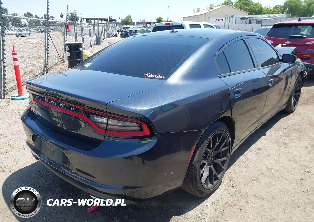 2019 Dodge Charger Sxt Rwd VIN:2C3CDXBG1KH664282 - 4