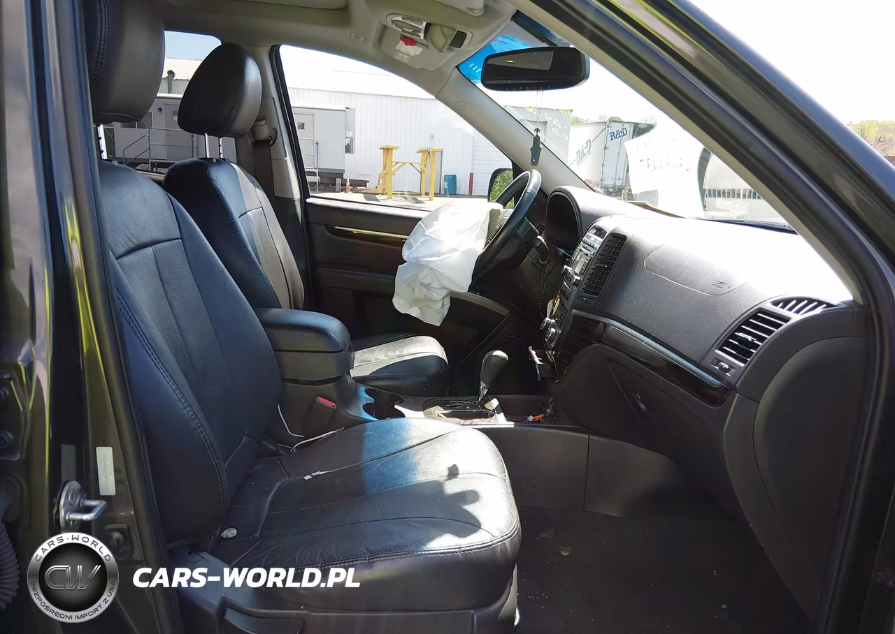 2011 Hyundai Santa Fe Limited V6 VIN:5XYZKDAG3BG055799 - 5