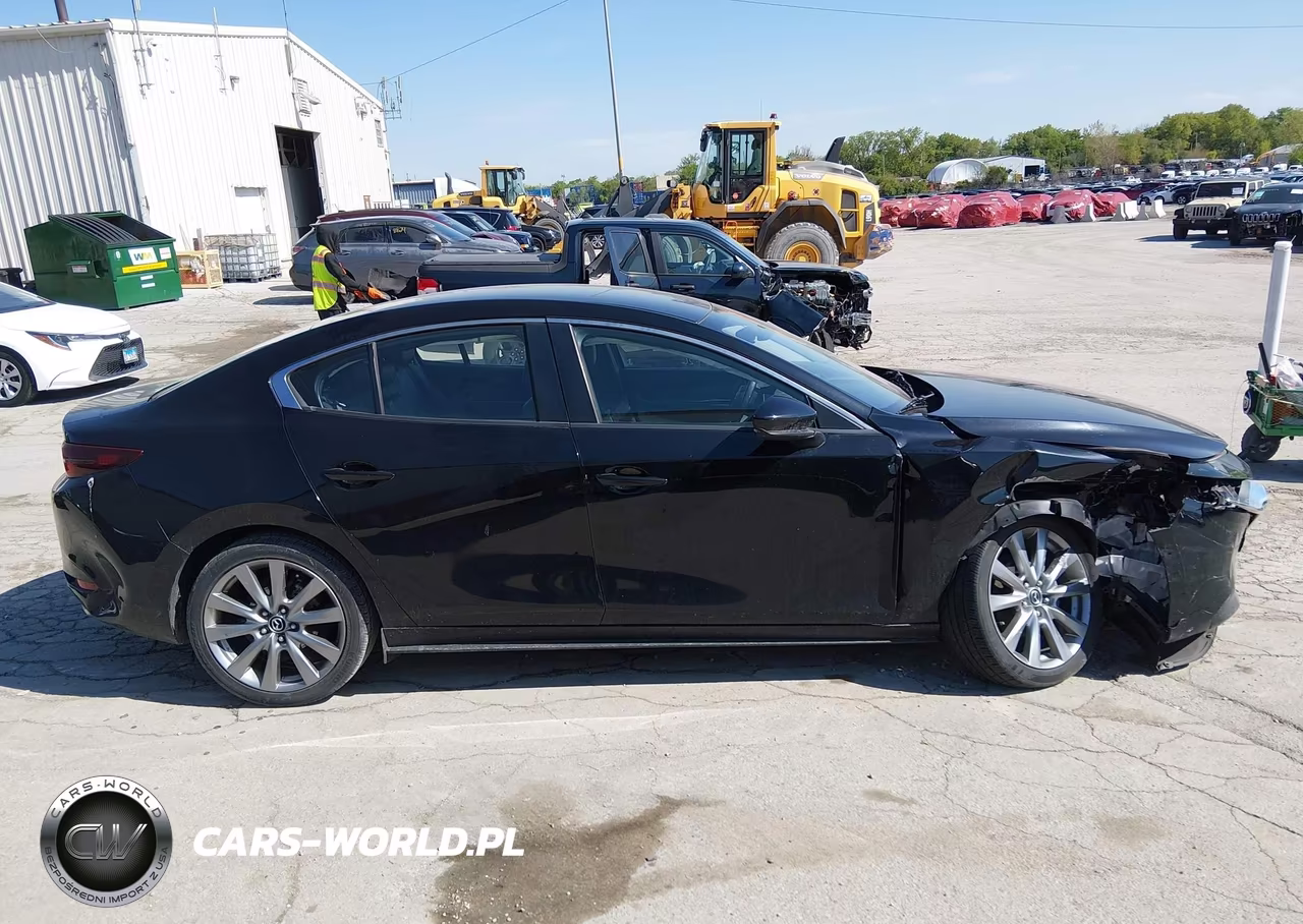 2019 Mazda Mazda3 Select Package VIN:JM1BPACL2K1110772 - 13
