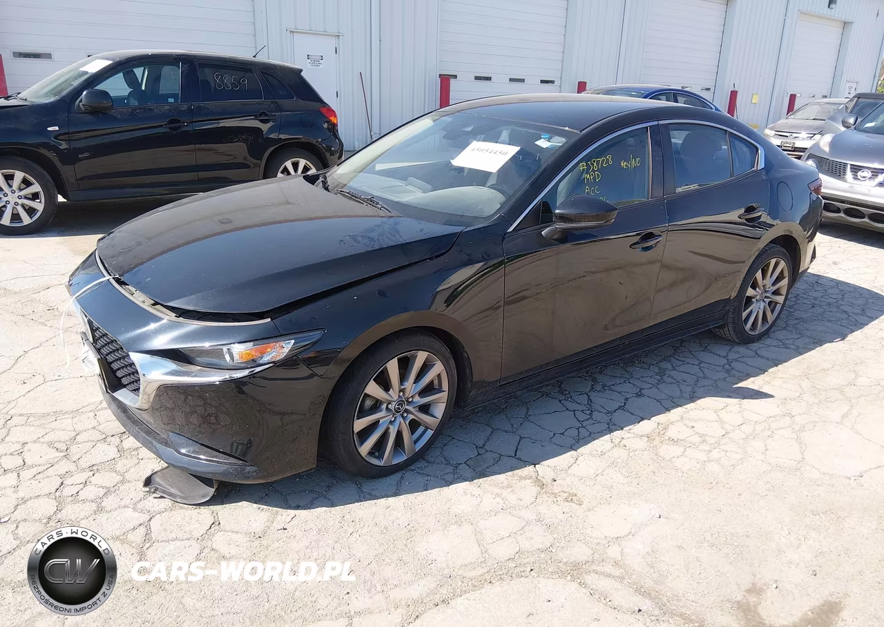 2019 Mazda Mazda3 Select Package VIN:JM1BPACL2K1110772 - 2