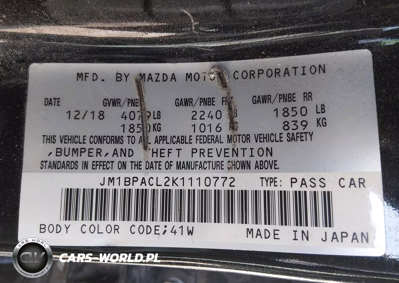 2019 Mazda Mazda3 Select Package VIN:JM1BPACL2K1110772 - 9