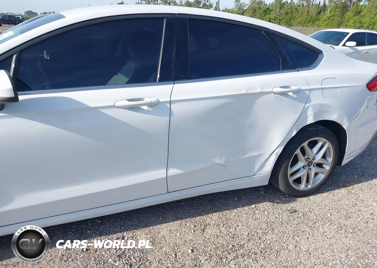2019 Ford Fusion S VIN:3FA6P0G7XKR159996 - 6