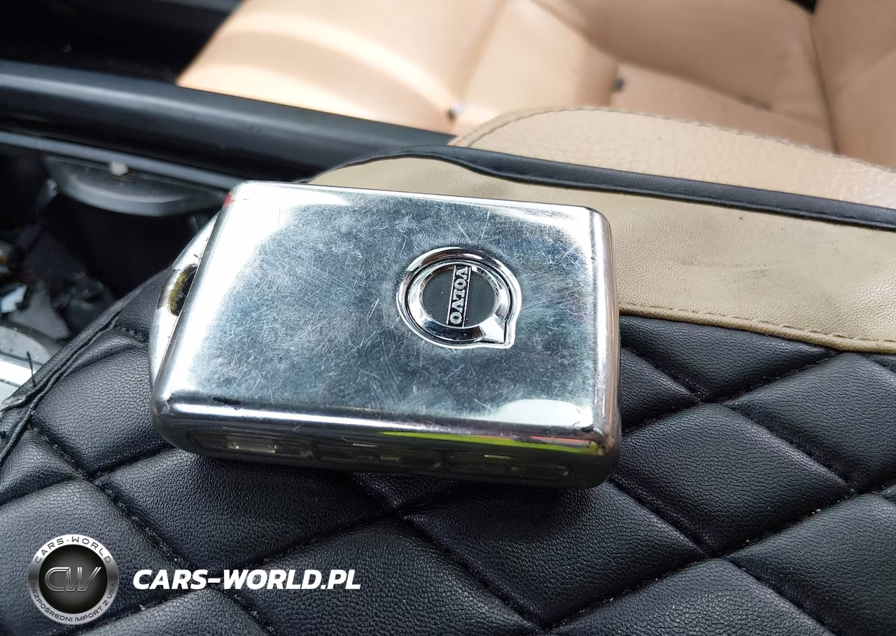 2018 Volvo Xc90 T5 Momentum VIN:YV4102PK7J1339774 - 11