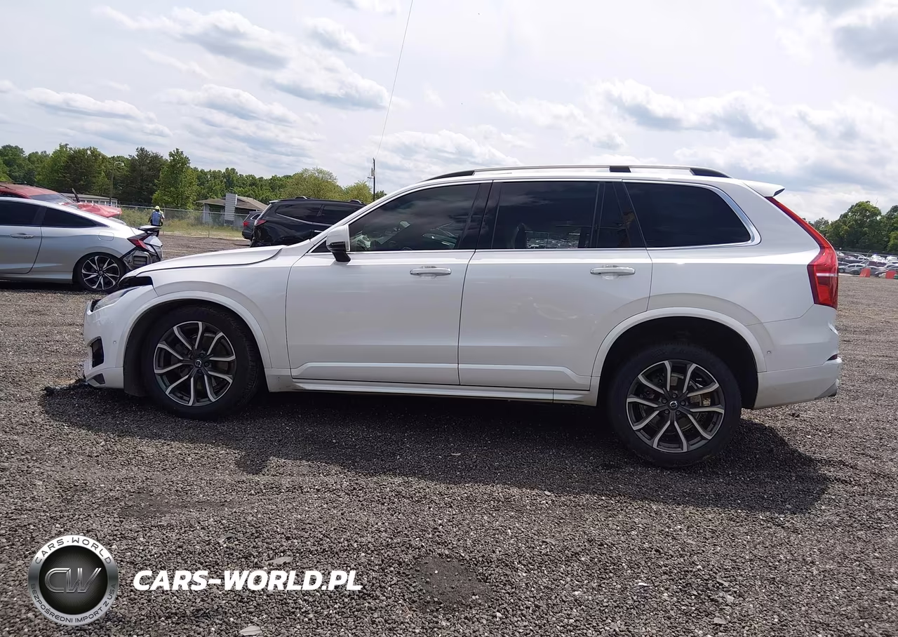 2018 Volvo Xc90 T5 Momentum VIN:YV4102PK7J1339774 - 15