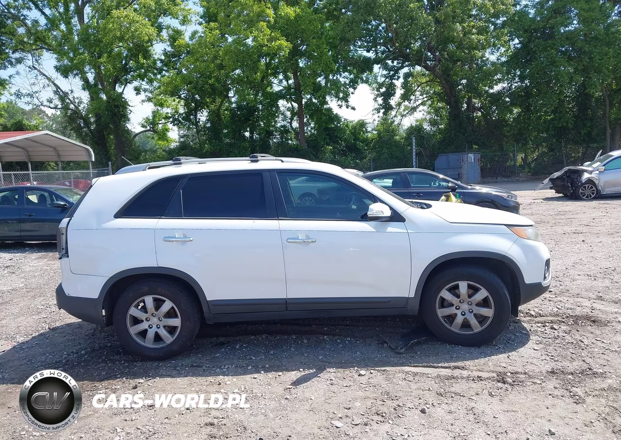 2013 Kia Sorento Lx VIN:5XYKT3A65DG338076 - 13