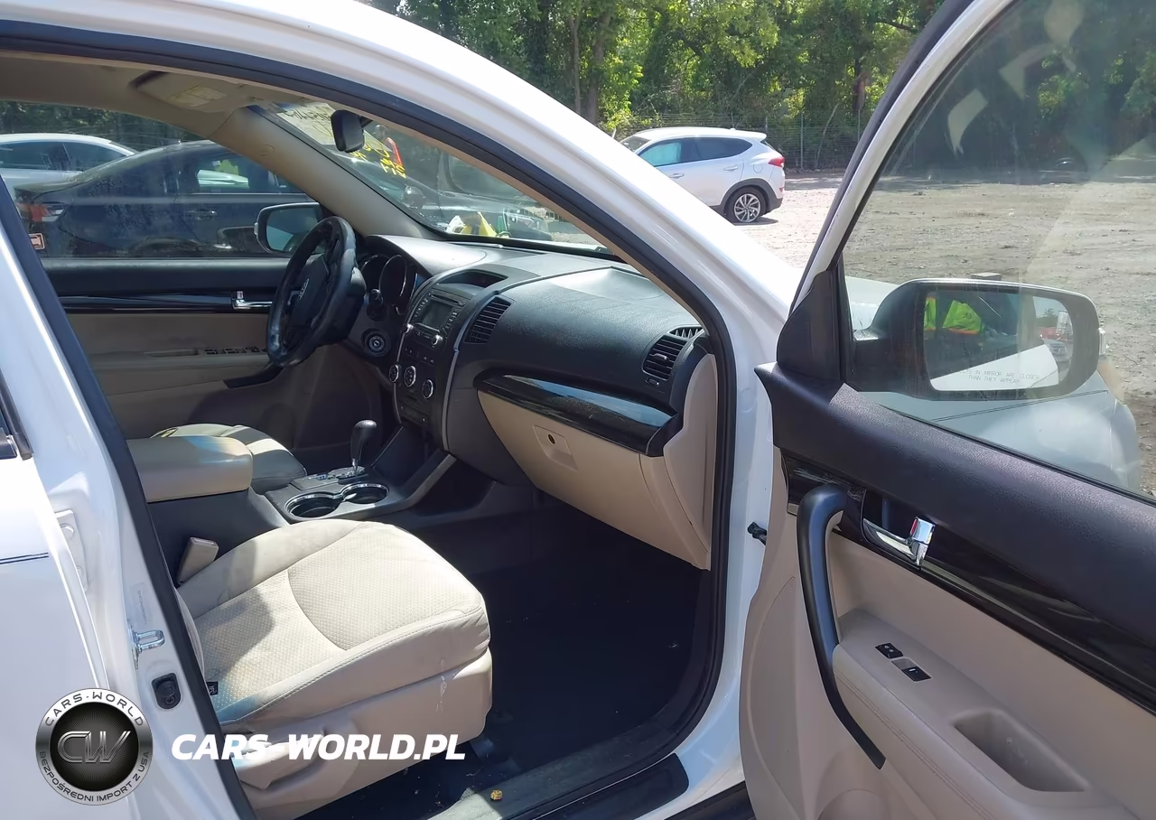 2013 Kia Sorento Lx VIN:5XYKT3A65DG338076 - 5