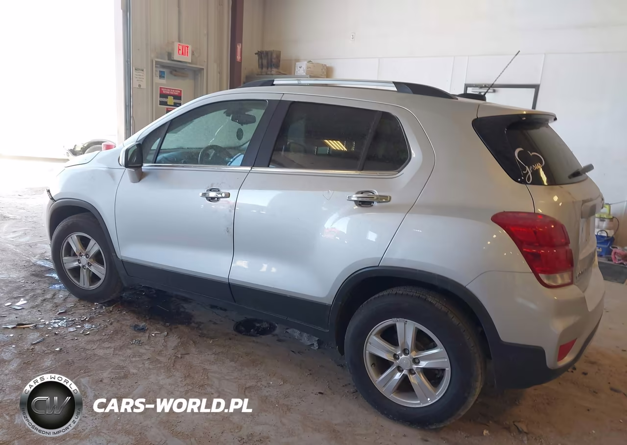 2019 Chevrolet Trax Lt VIN:3GNCJPSB8KL306328 - 3