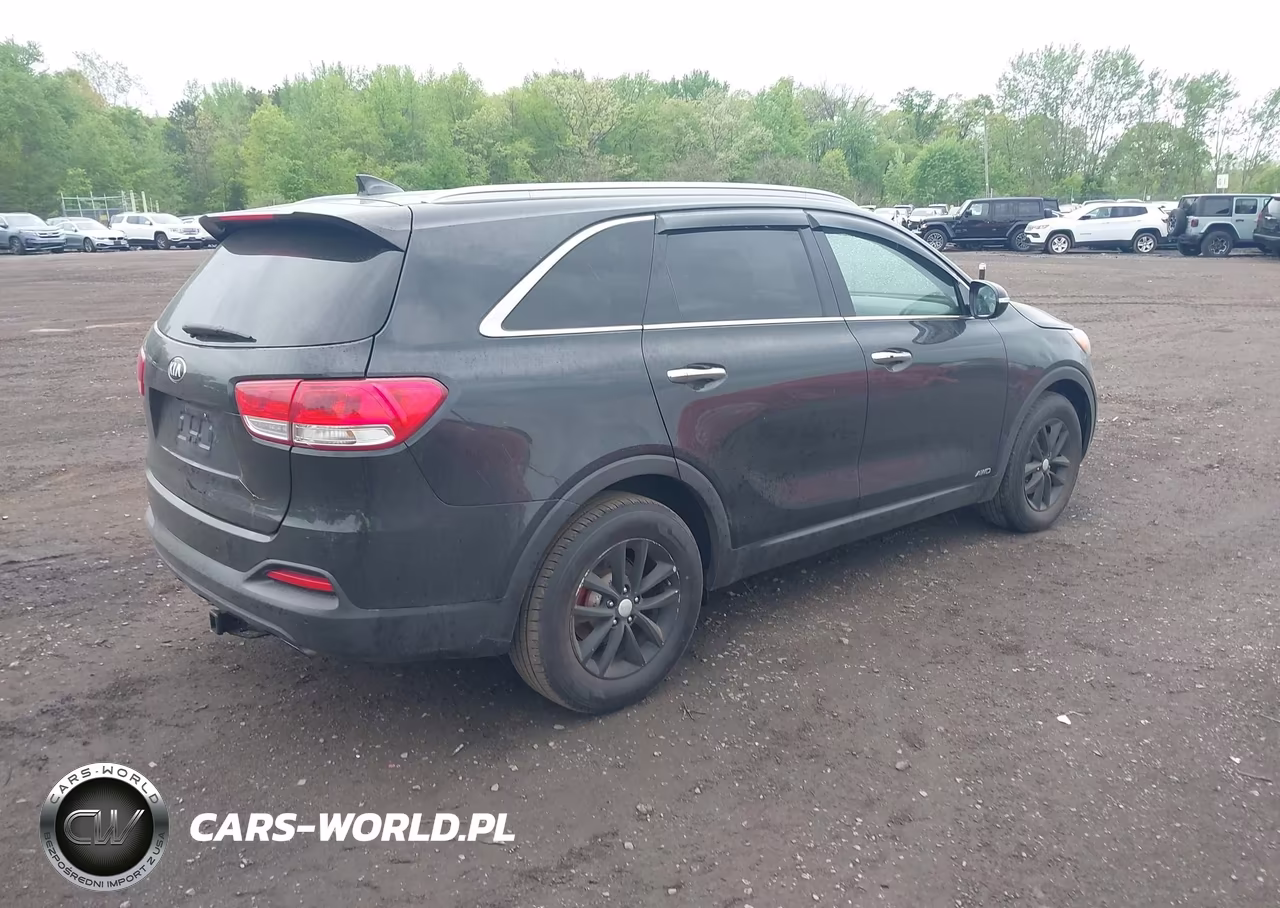 2017 Kia Sorento 2.4L Lx VIN:5XYPGDA3XHG331507 - 4