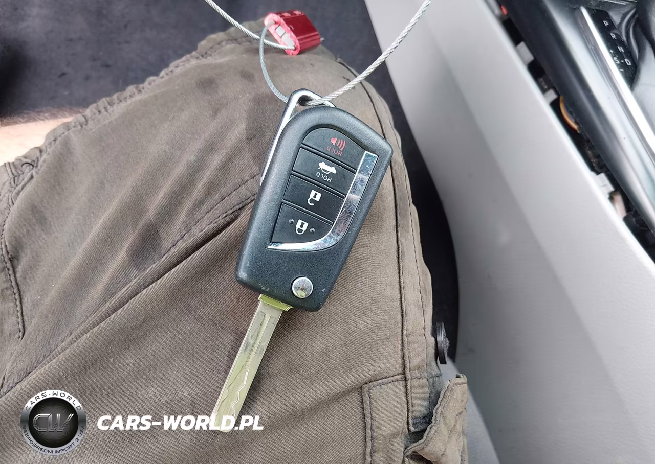 2019 Toyota Camry L VIN:4T1B11HKXKU768531 - 11