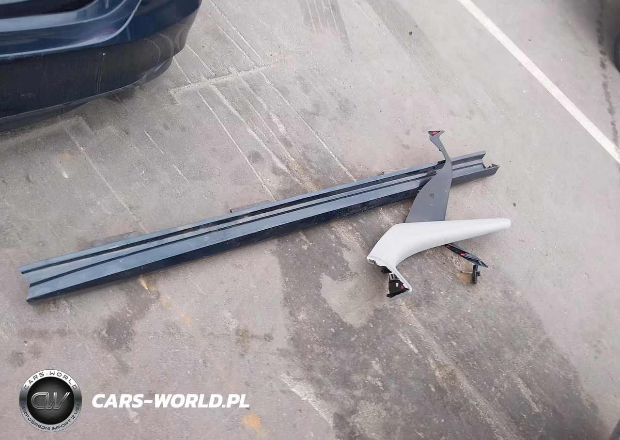 2019 Toyota Camry L VIN:4T1B11HKXKU768531 - 12