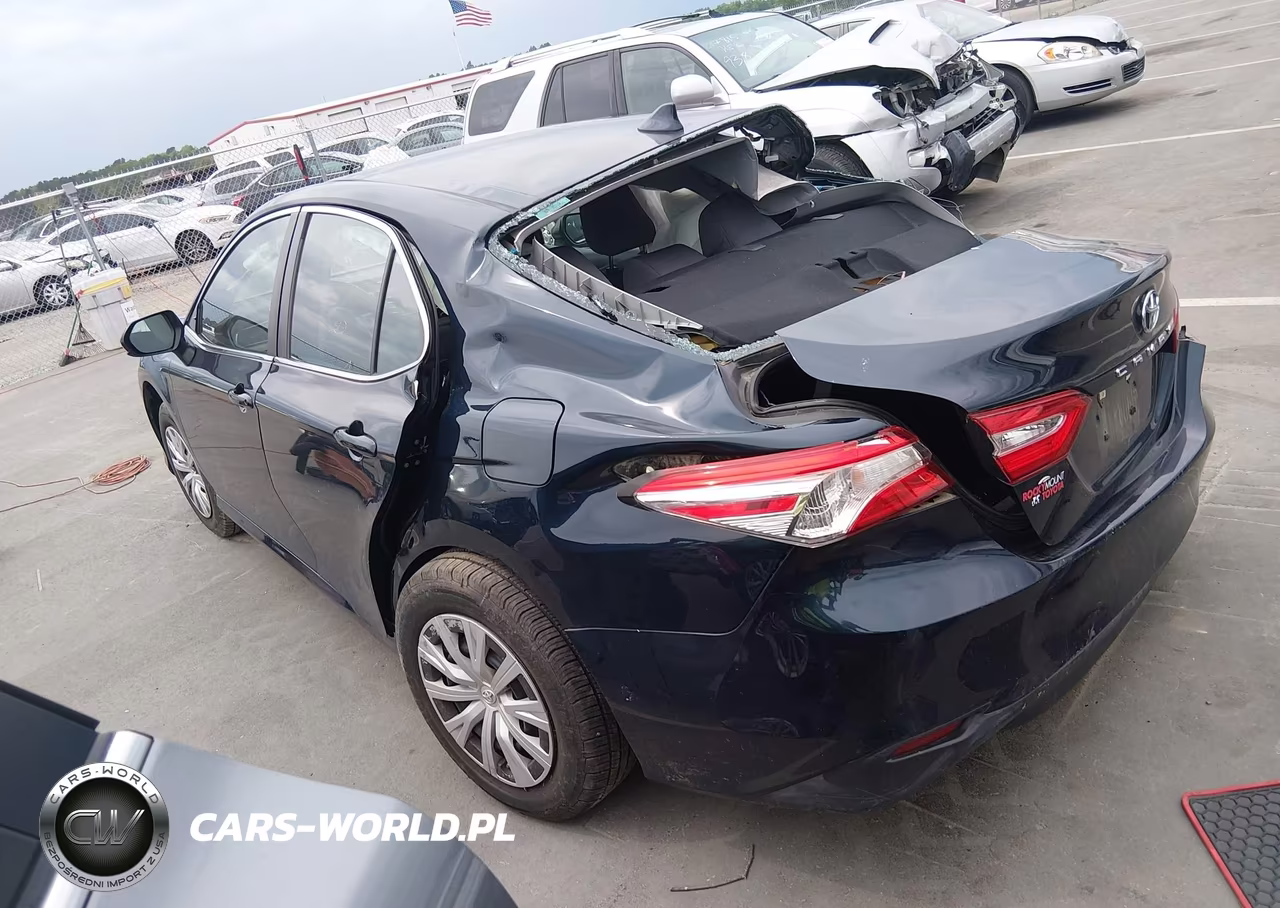 2019 Toyota Camry L VIN:4T1B11HKXKU768531 - 3