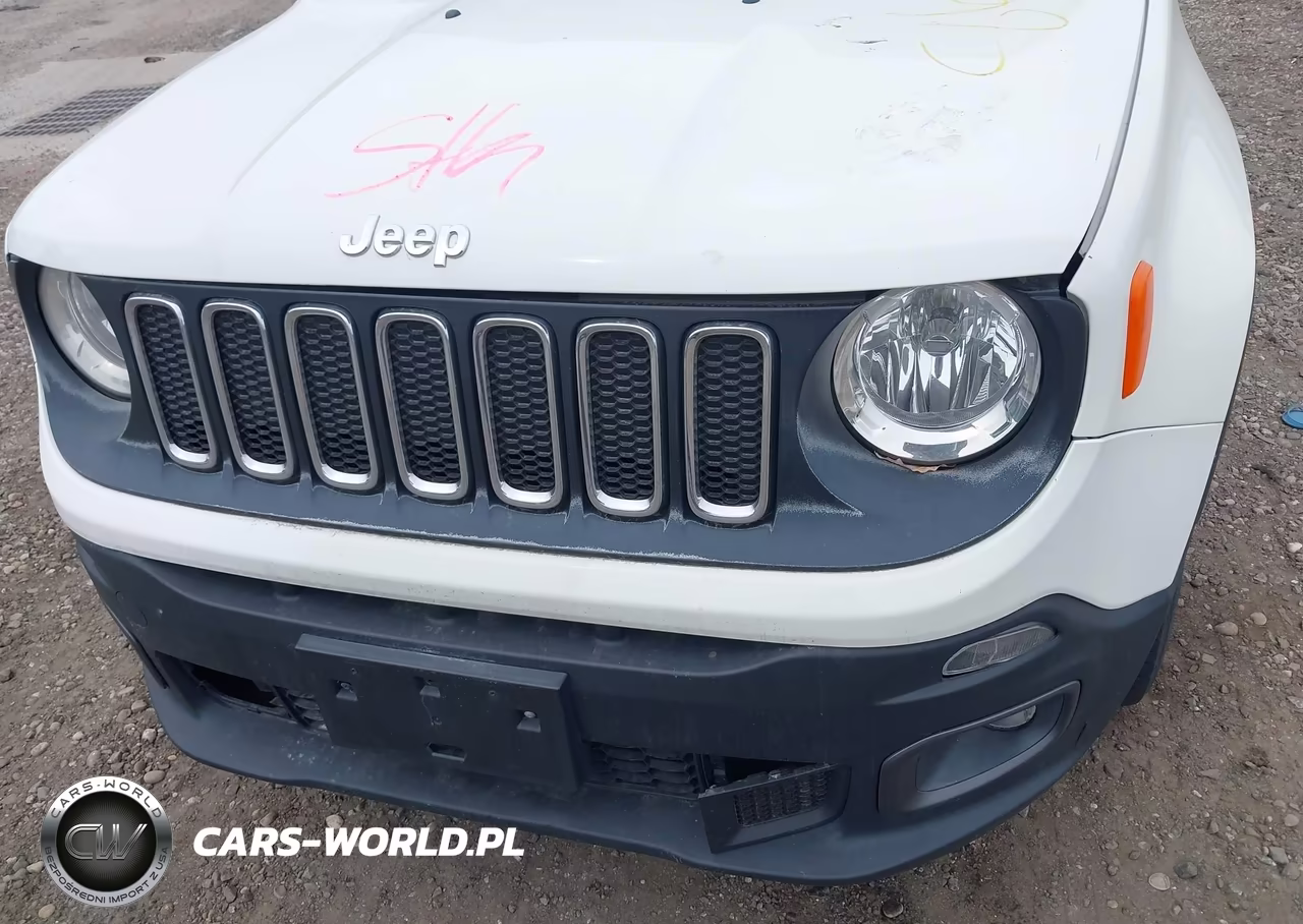 2017 Jeep Renegade Latitude 4X4 VIN:ZACCJBBBXHPF24718 - 6