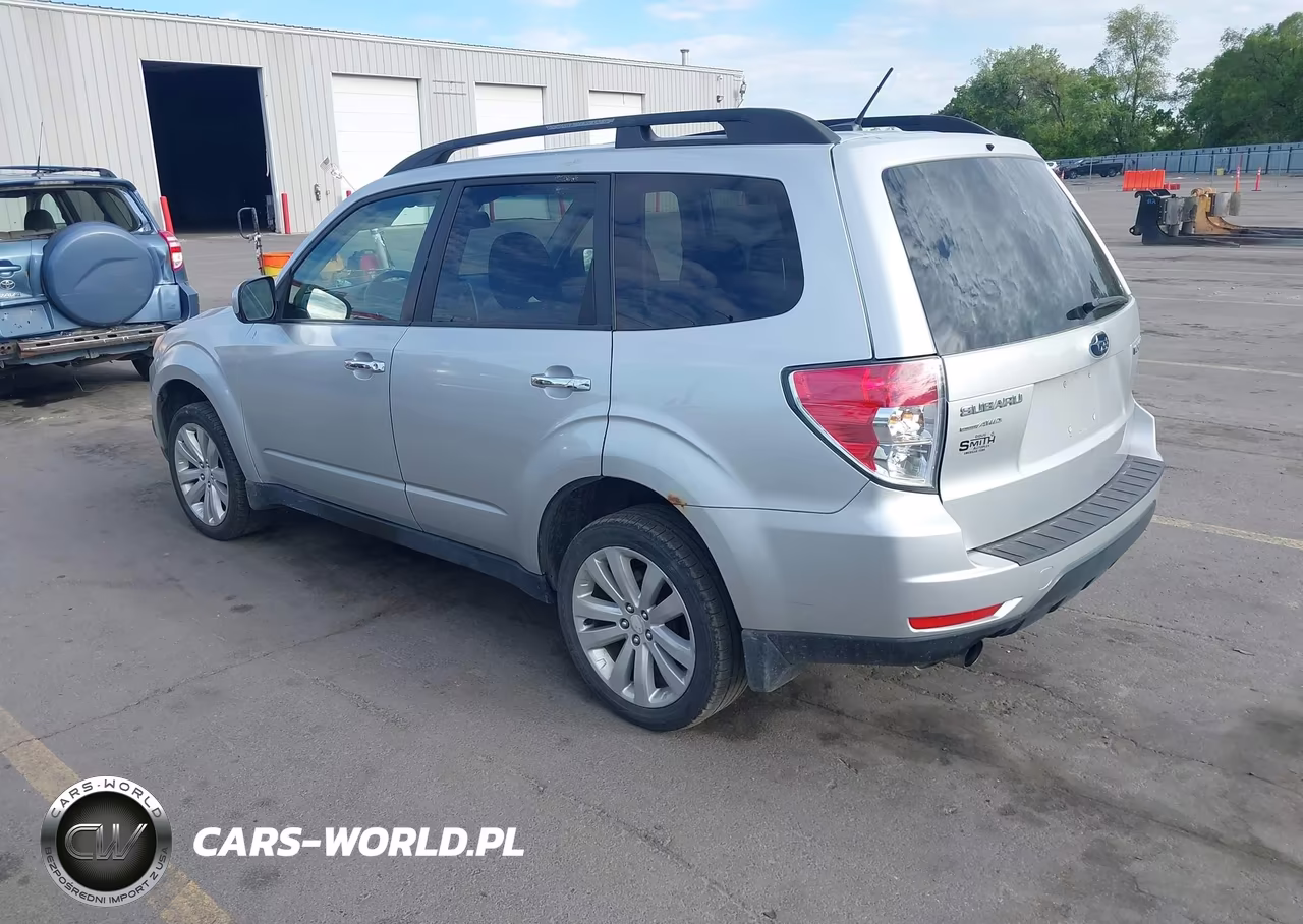2011 Subaru Forester 2.5X Premium VIN:JF2SHBCC2BH773125 - 3