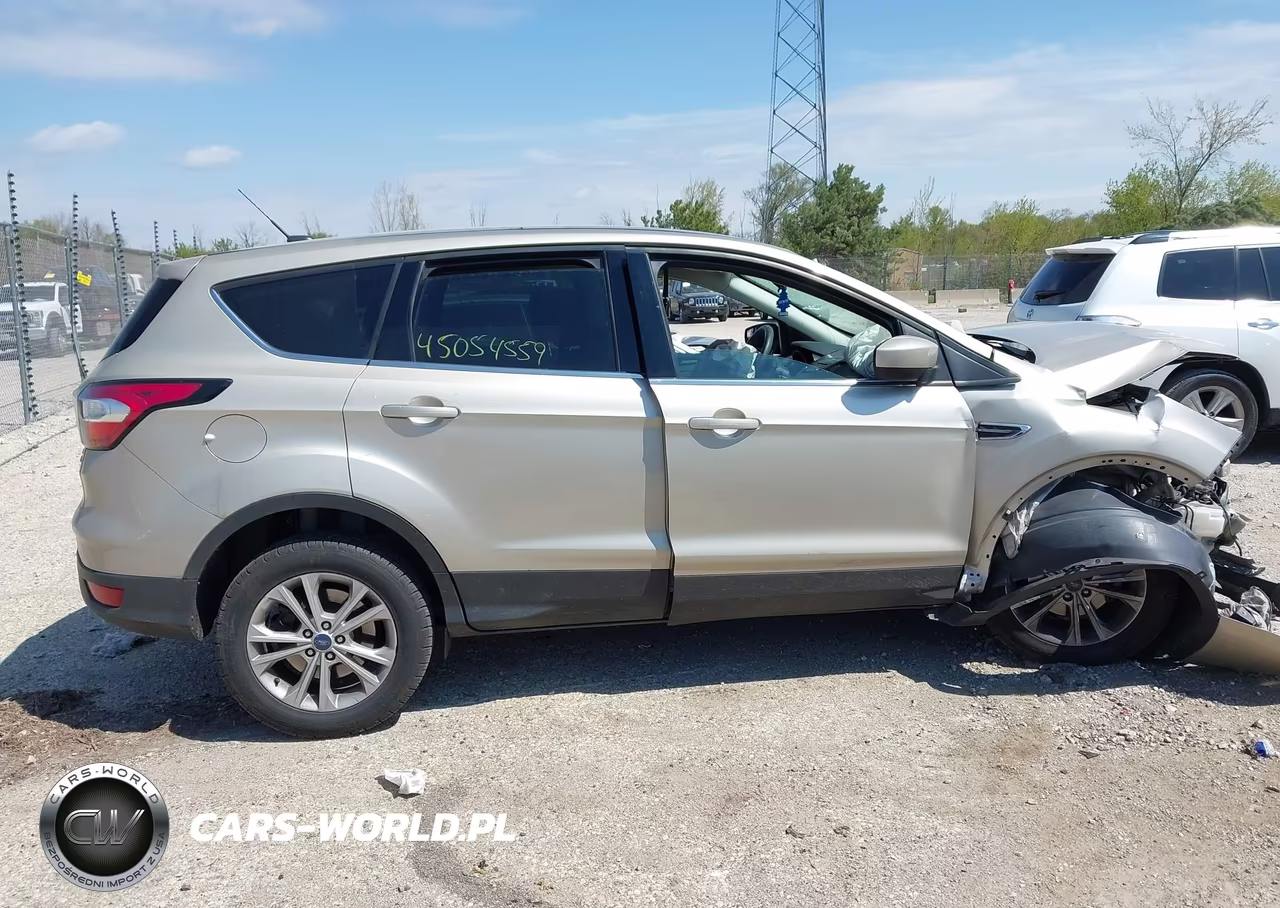 2017 Ford Escape Se VIN:1FMCU0GD7HUB87568 - 13