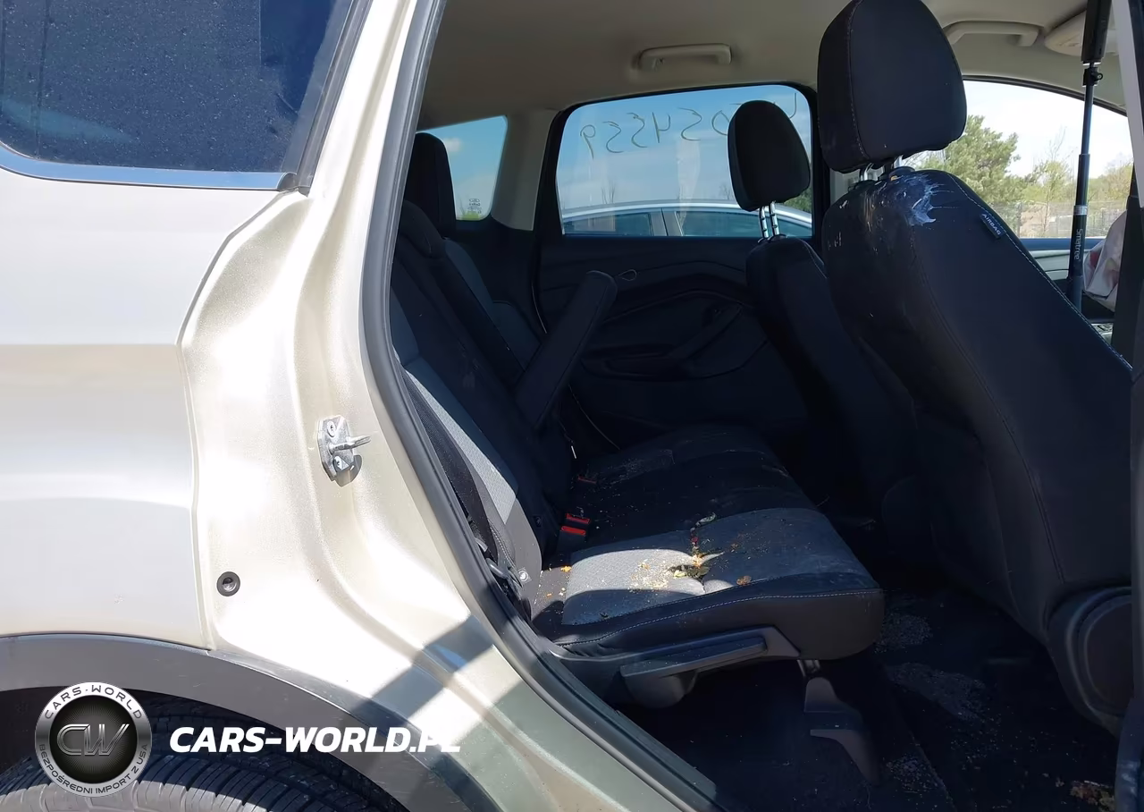 2017 Ford Escape Se VIN:1FMCU0GD7HUB87568 - 8