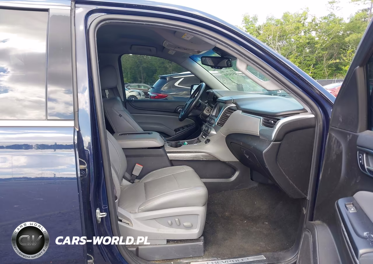2017 Chevrolet Suburban Lt VIN:1GNSCHKC0HR366691 - 5