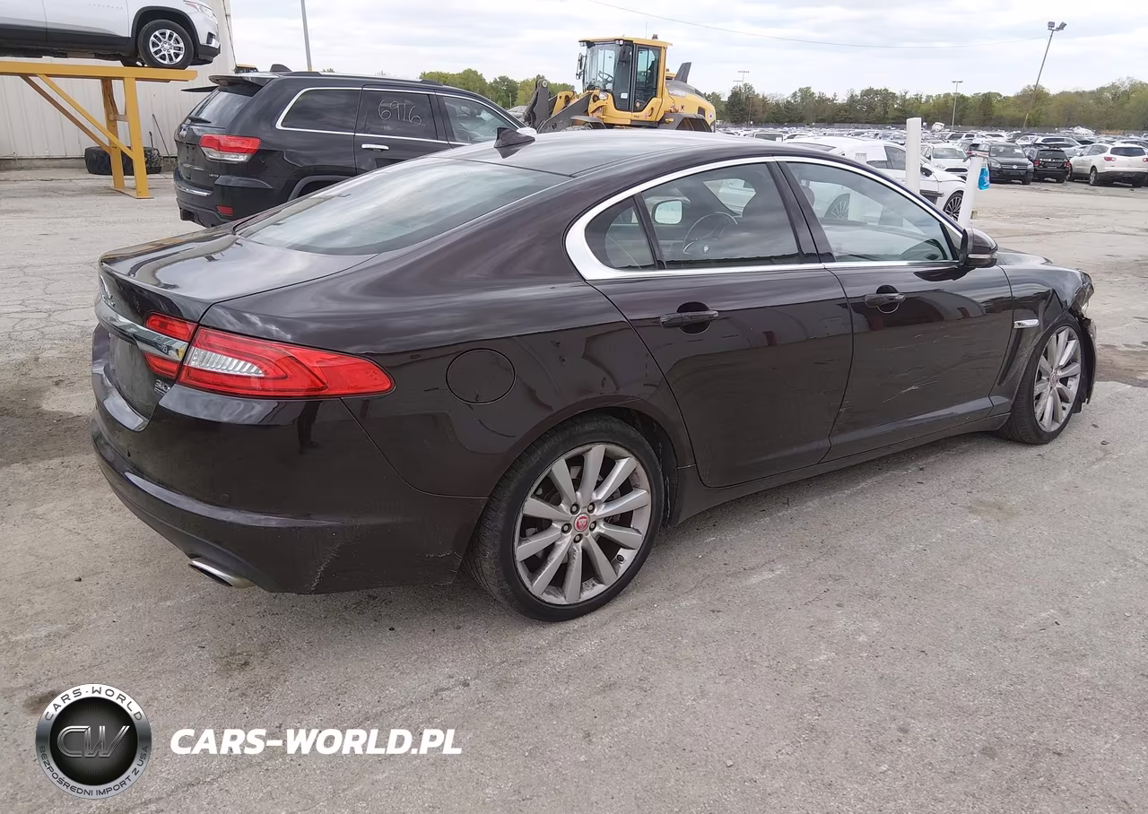 2014 Jaguar Xf V6 Sc VIN:SAJWJ0EF7E8U10874 - 4
