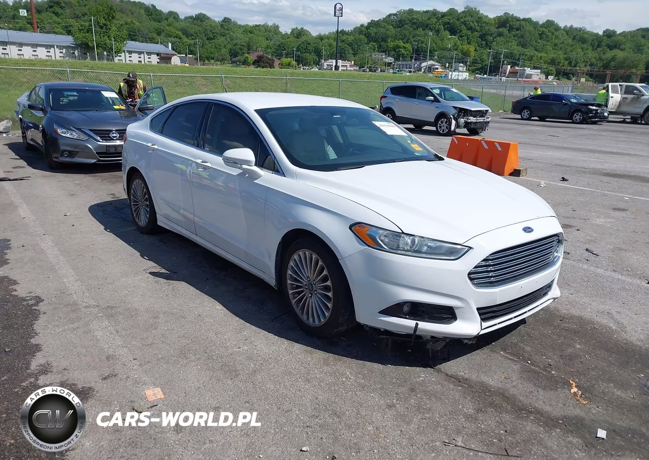 2015 Ford Fusion Titanium – zdjęcie 1 z 17