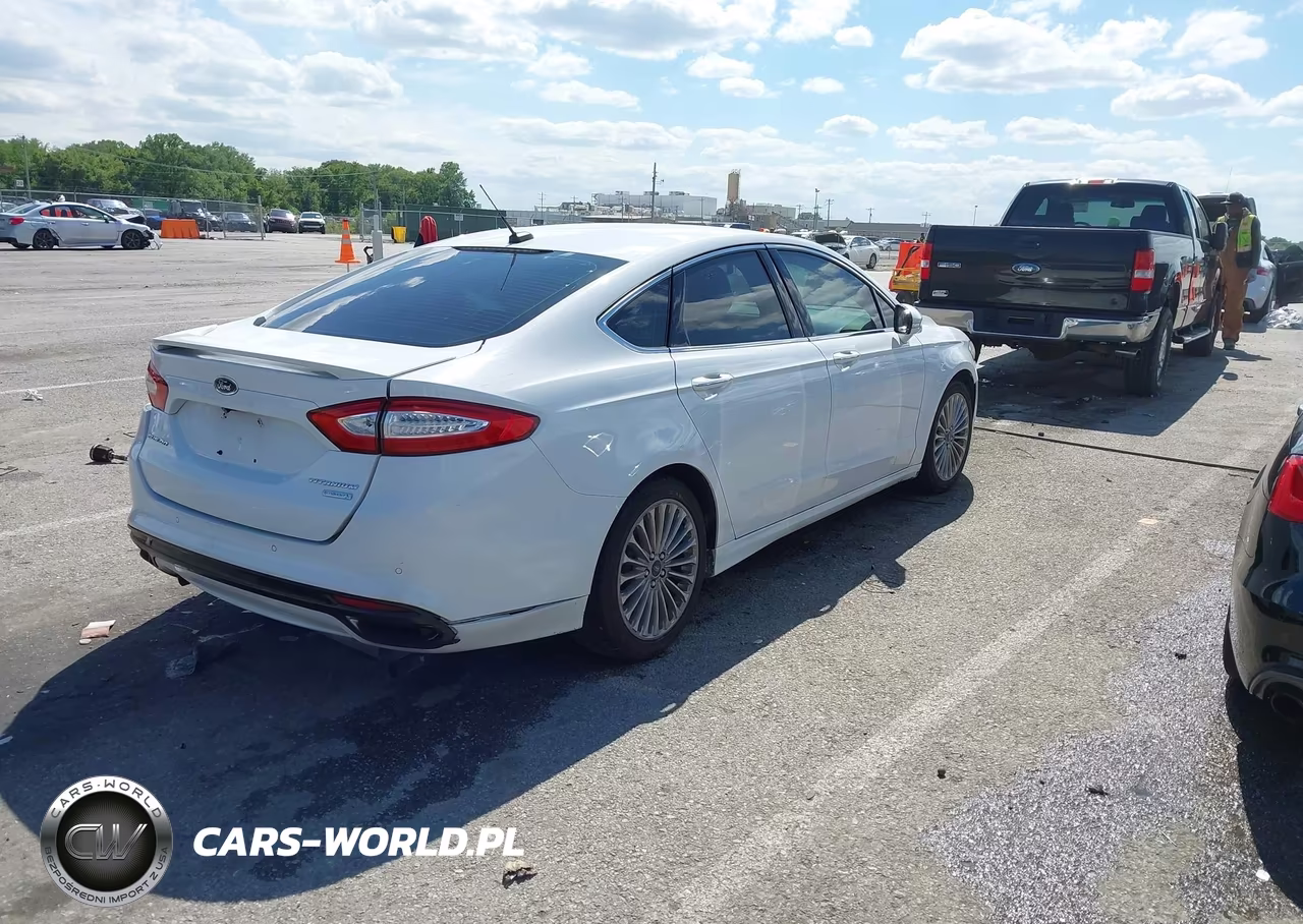 2015 Ford Fusion Titanium VIN:3FA6P0K94FR138446 - 4