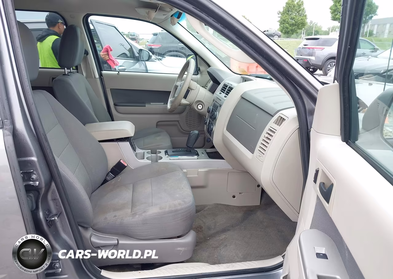 2009 Ford Escape Xlt VIN:1FMCU03709KA02726 - 5