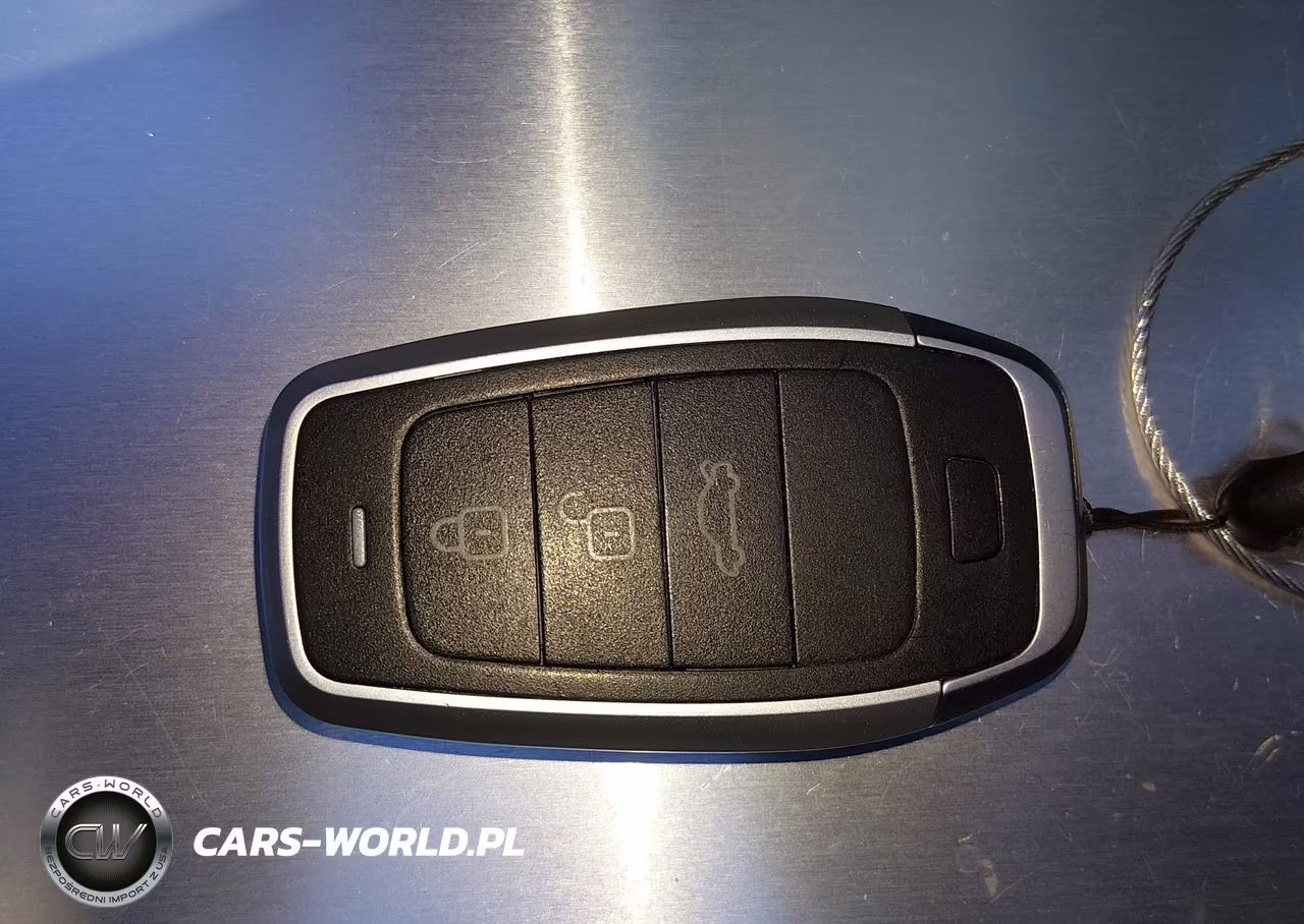 2018 Chevrolet Traverse Rs VIN:1GNERJKX9JJ145312 - 11
