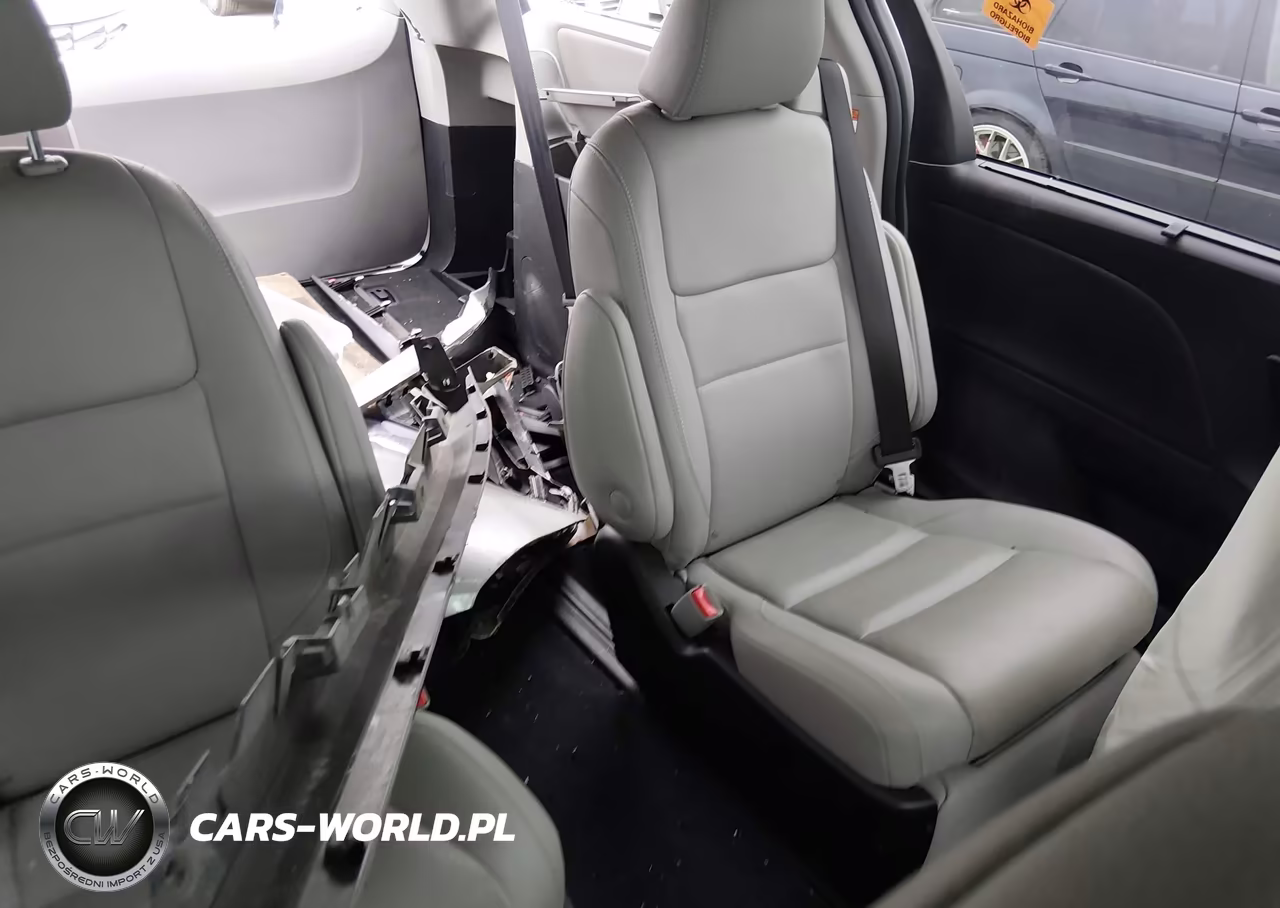 2020 Toyota Sienna Limited Premium VIN:5TDYZ3DC9LS077644 - 8