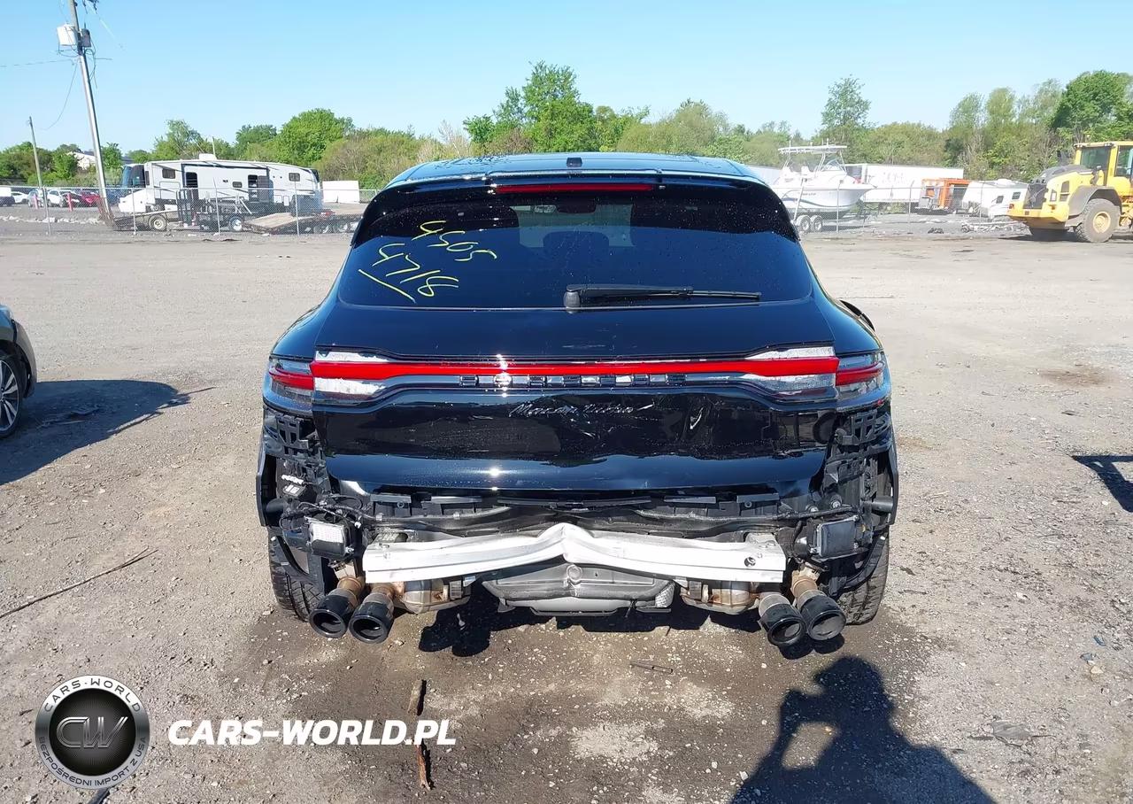 2021 Porsche Macan Turbo VIN:WP1AF2A52MLB60358 - 17