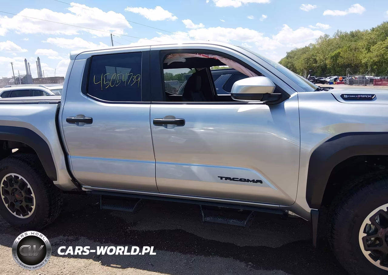 2025 Toyota Tacoma Hybrid Trd Off Road VIN:3TYLC5LNXST048862 - 13