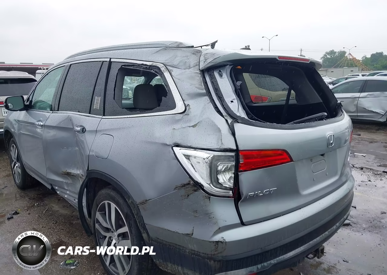 2018 Honda Pilot Elite VIN:5FNYF6H05JB033927 - 6