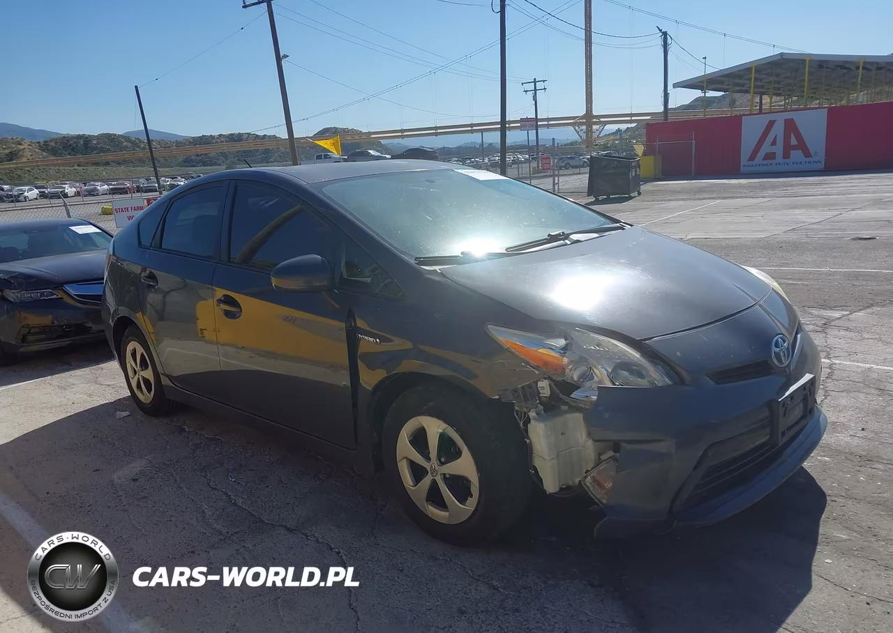 2015 Toyota Prius Two